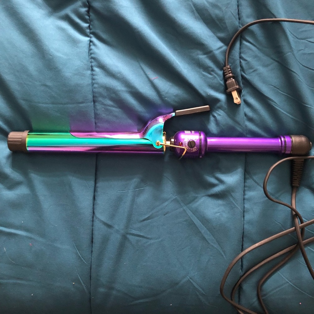 NAME YOUR PRICE - Hot Tools 1.25” XL Curling Iron